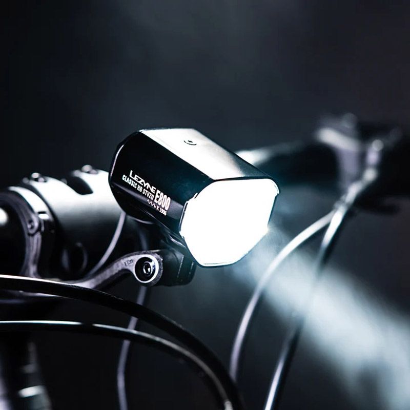 Lezyne Classic HB STVZO E800 E-Bike Frontlicht kaufen | Bike-Discount
