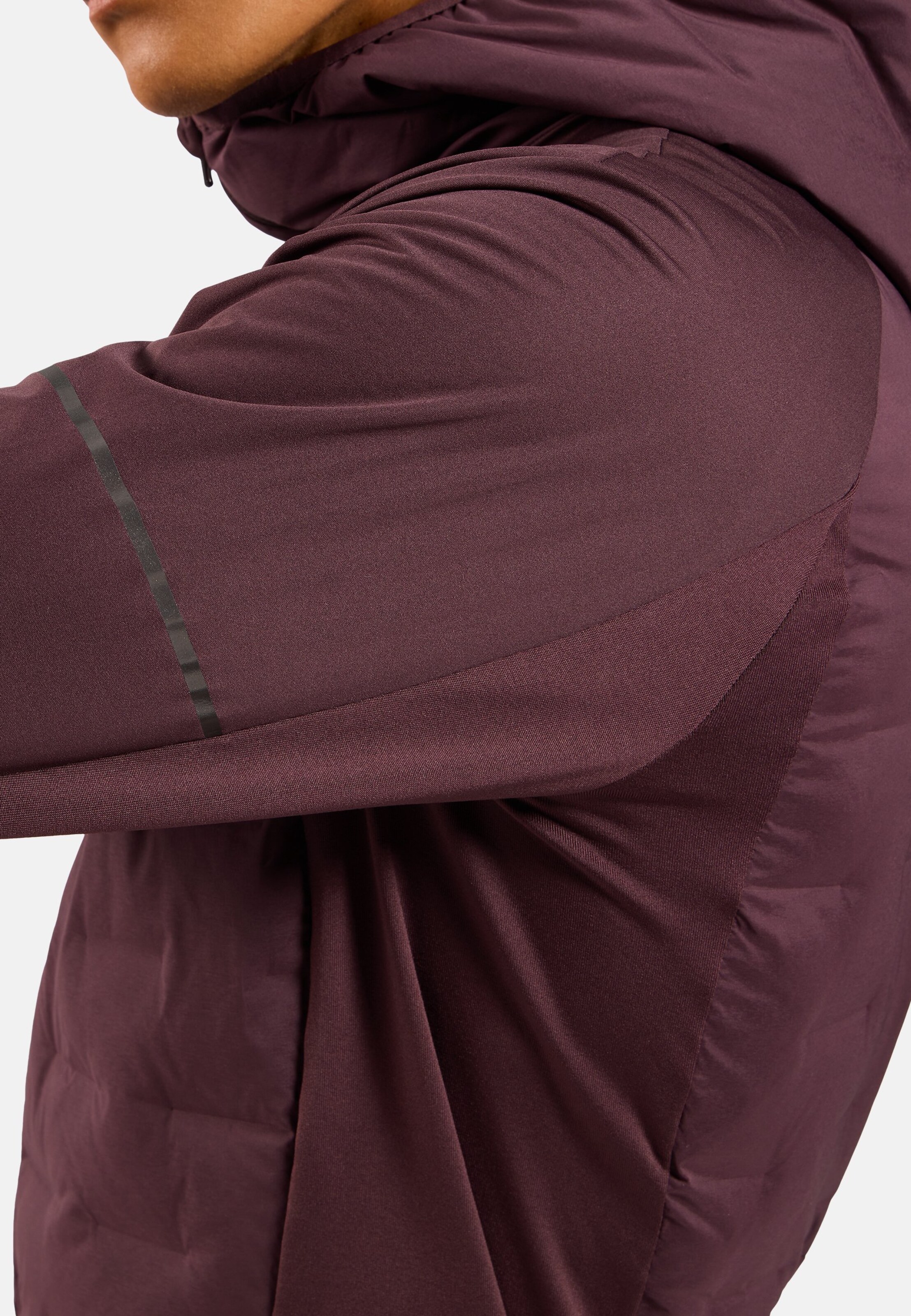 Zeroweight Insulator Laufjacke in fudge