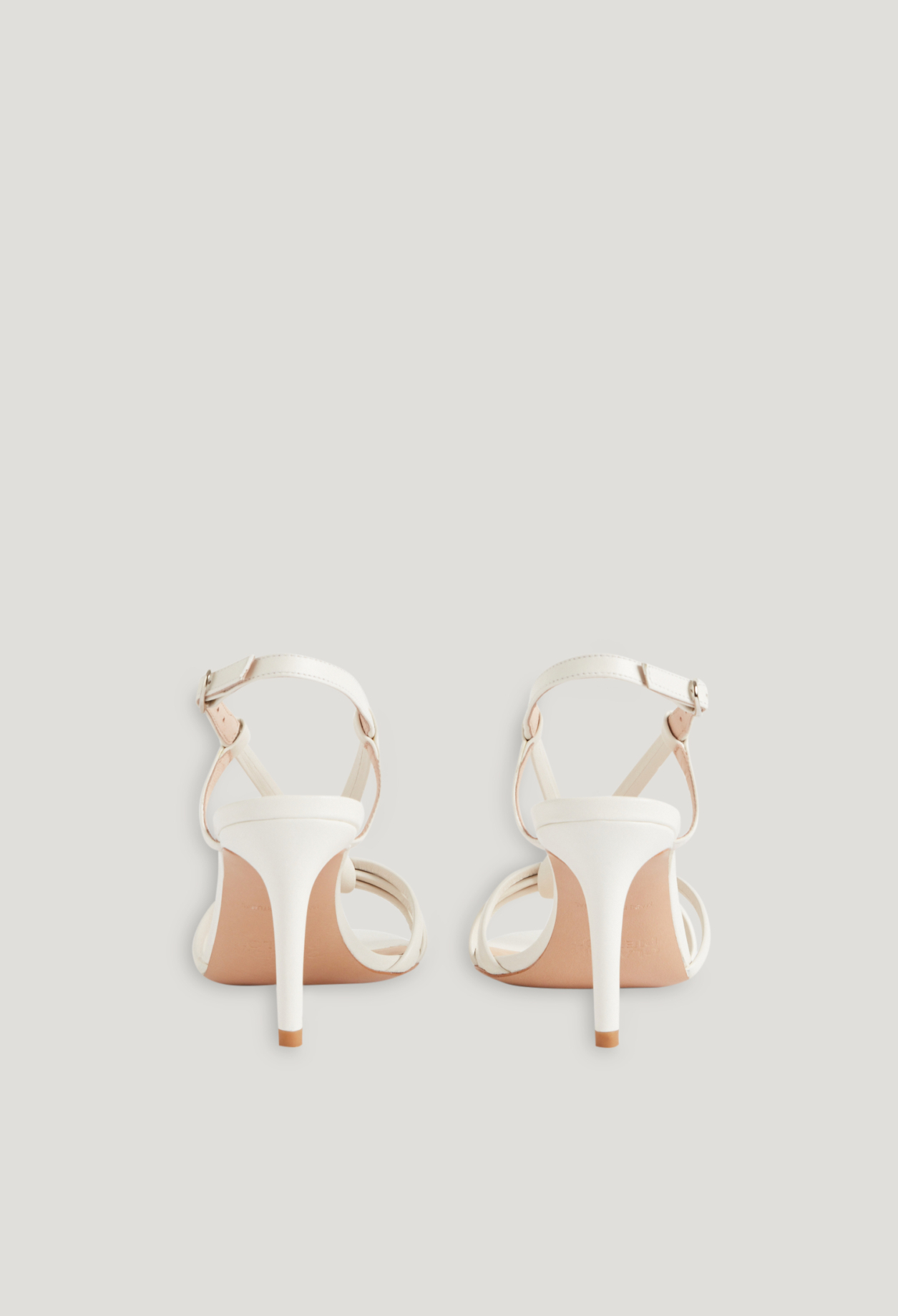Sandales cuir ecru
