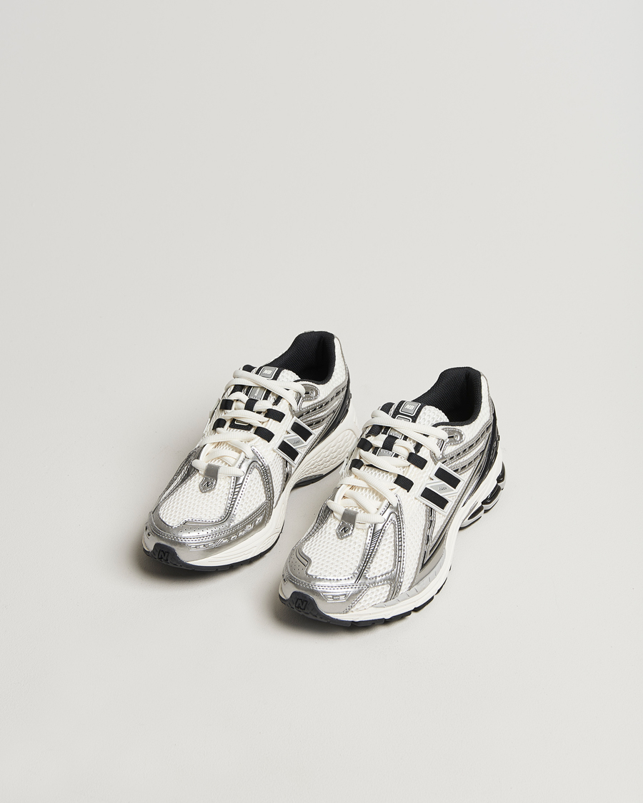 New Balance 1906 Sneakers Grey