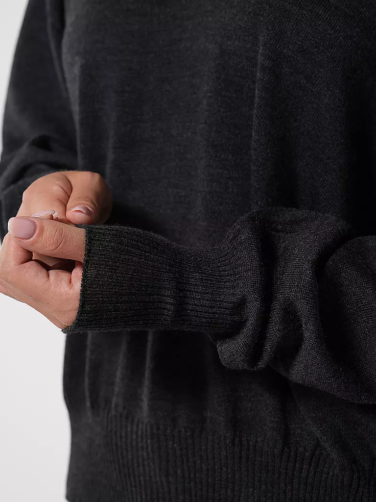 TELA Pullover schwarz