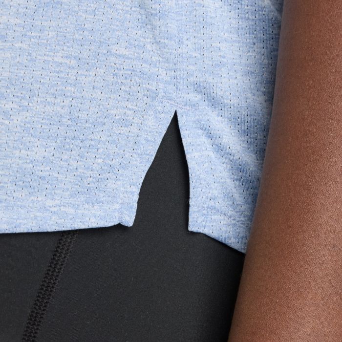 New Balance Dame T-shirts Athletics Short Sleeve Blå