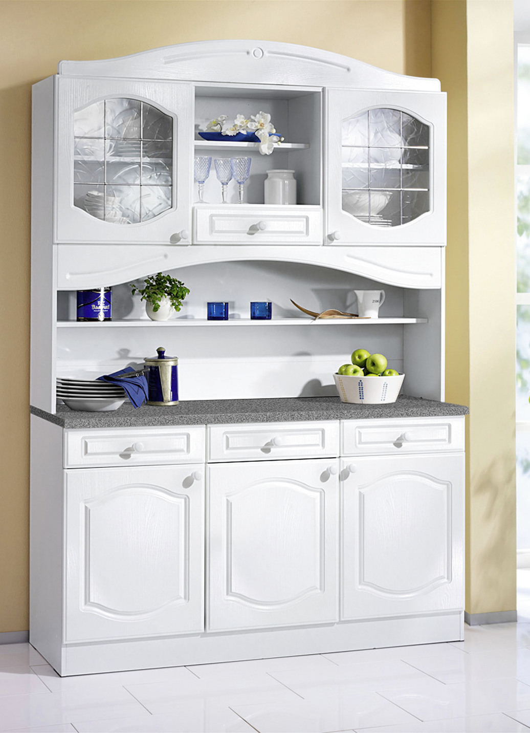 Buffetschrank mit profilierter Front