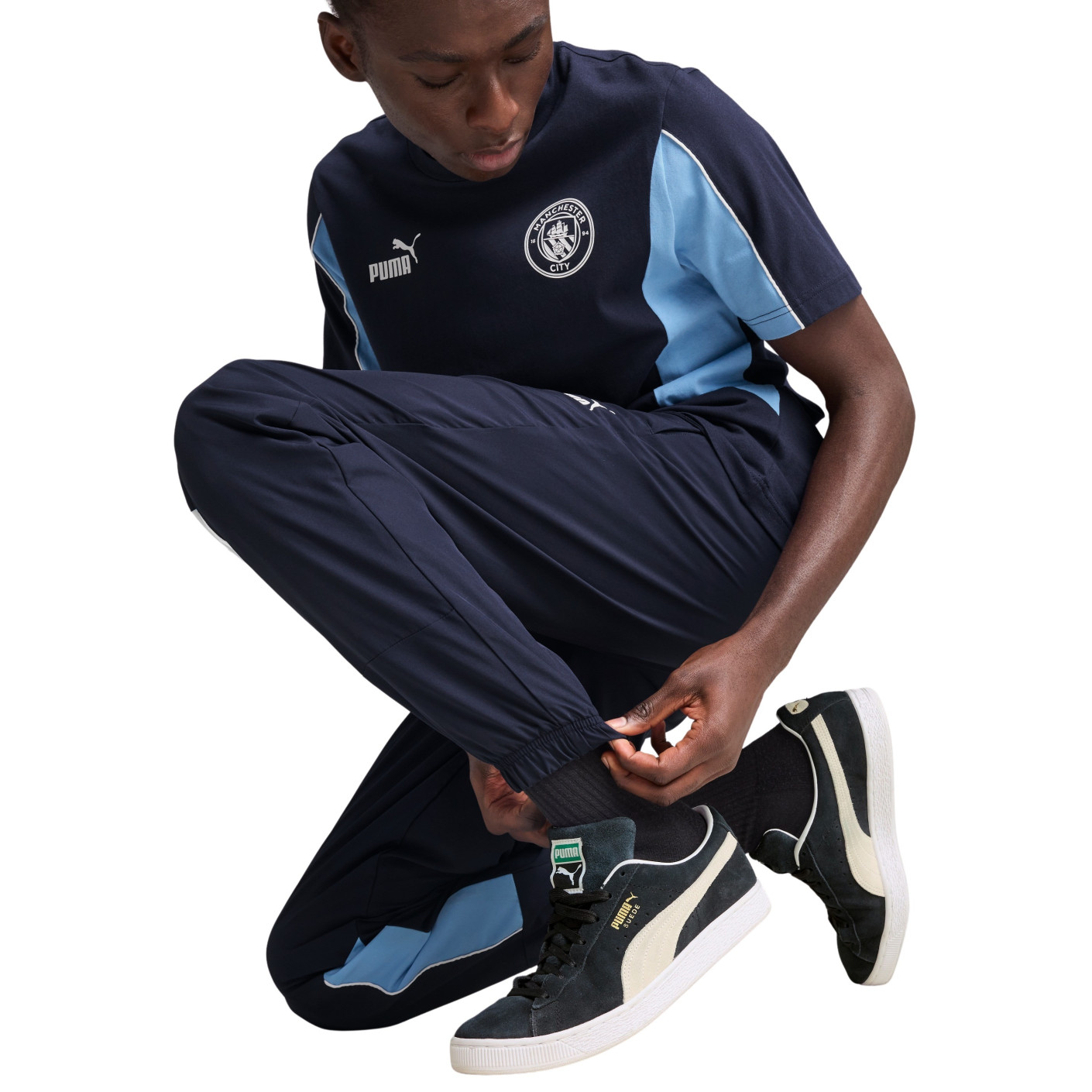 PUMA Manchester City FtblArchive Trainingsbroek 2024-2025 Donkerblauw Blauw