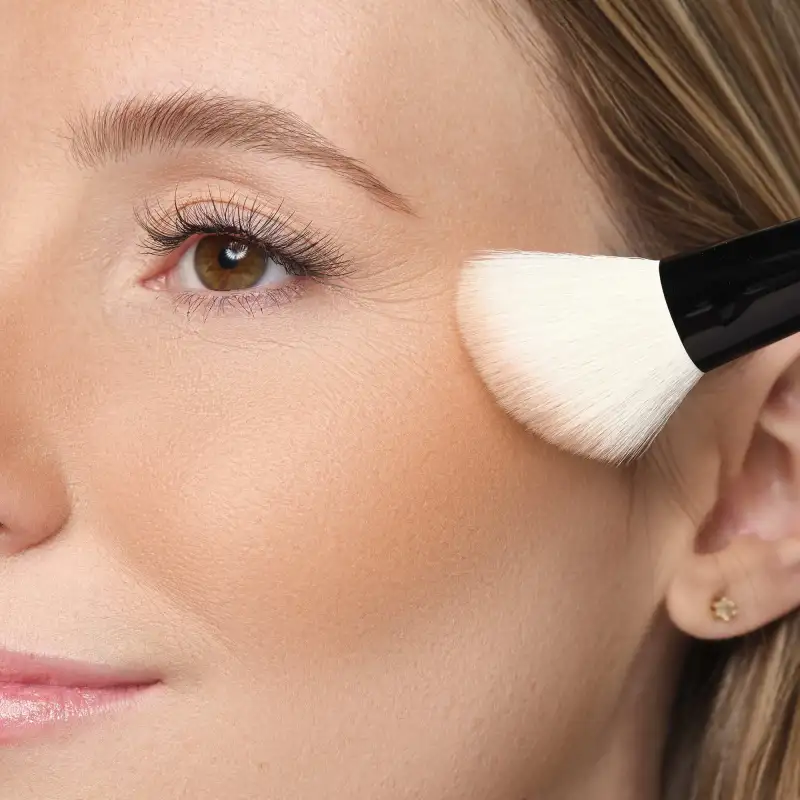 Bronzing Powder Compact Long-Lasting
