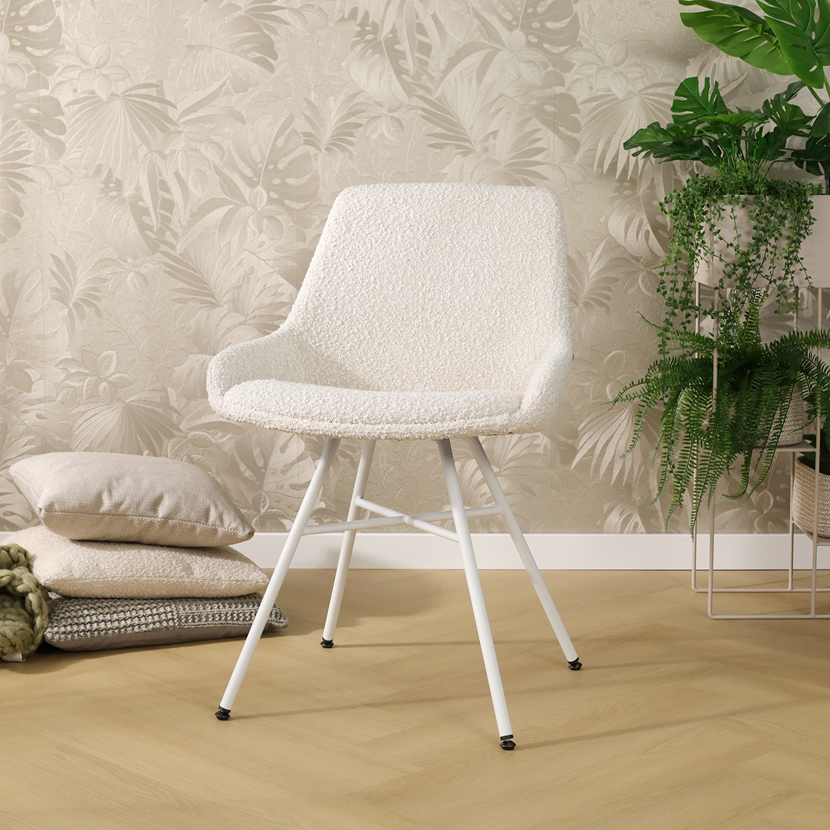 Eetkamerstoel Noa-Isa bouclé beige - wit onderstel