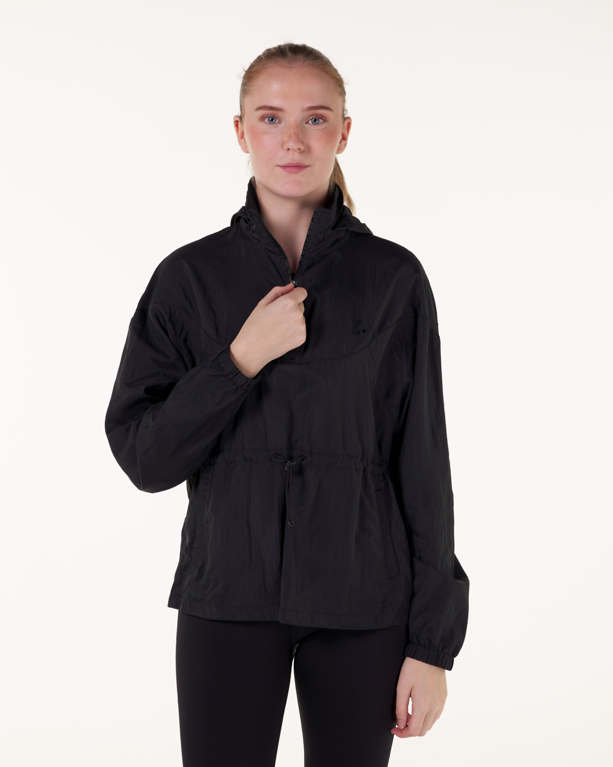 LEVITY Contour Jacket Black