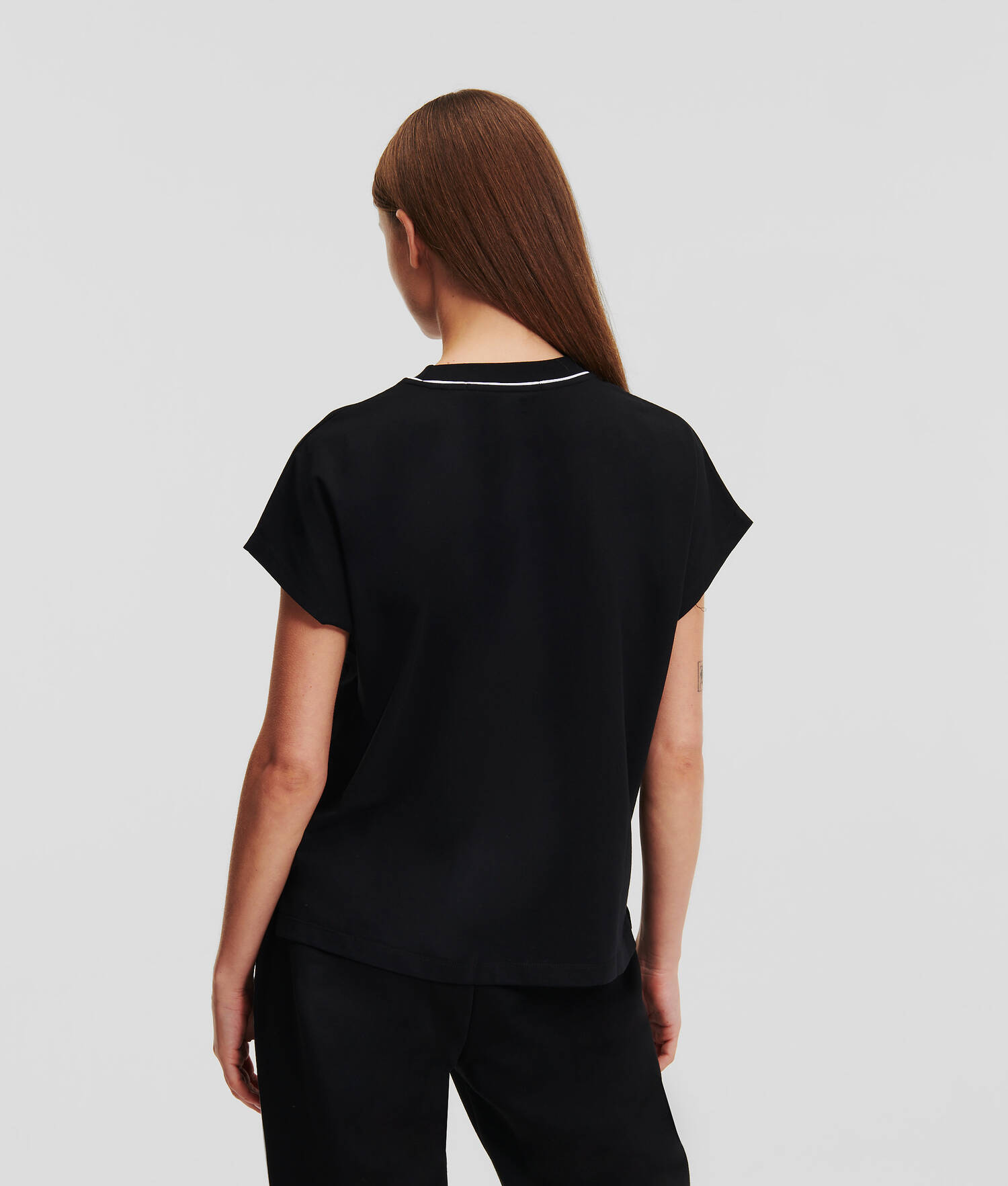T-SHIRT LOUNGEWEAR À MANCHERONS HOTEL KARL