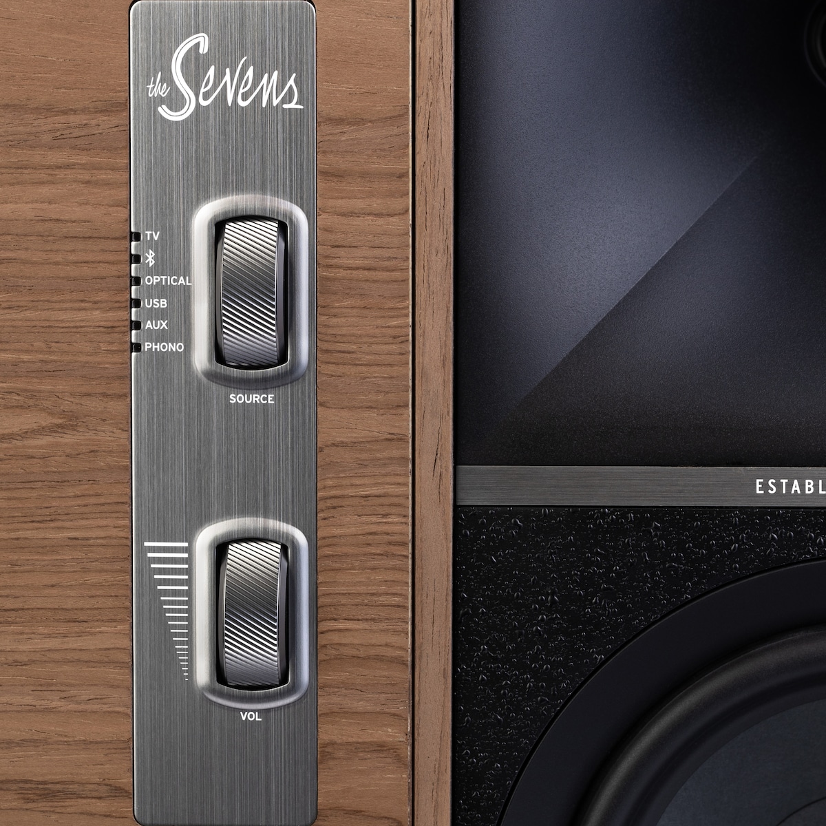 Klipsch The Sevens høyttaler (valnøtt)