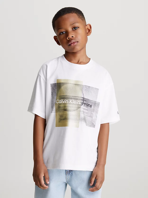 Camiseta com logo e modelagem relaxada