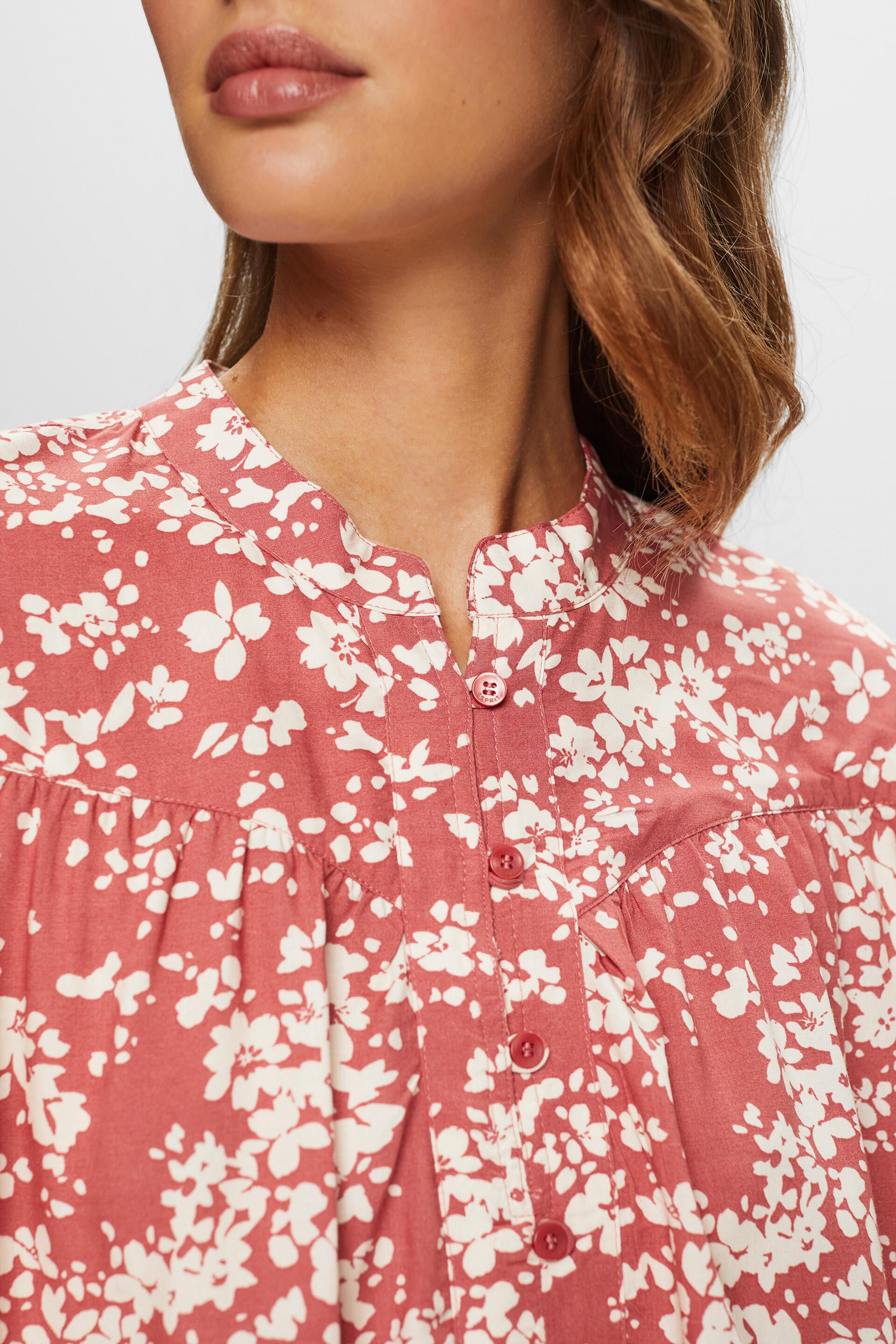 Blouses woven