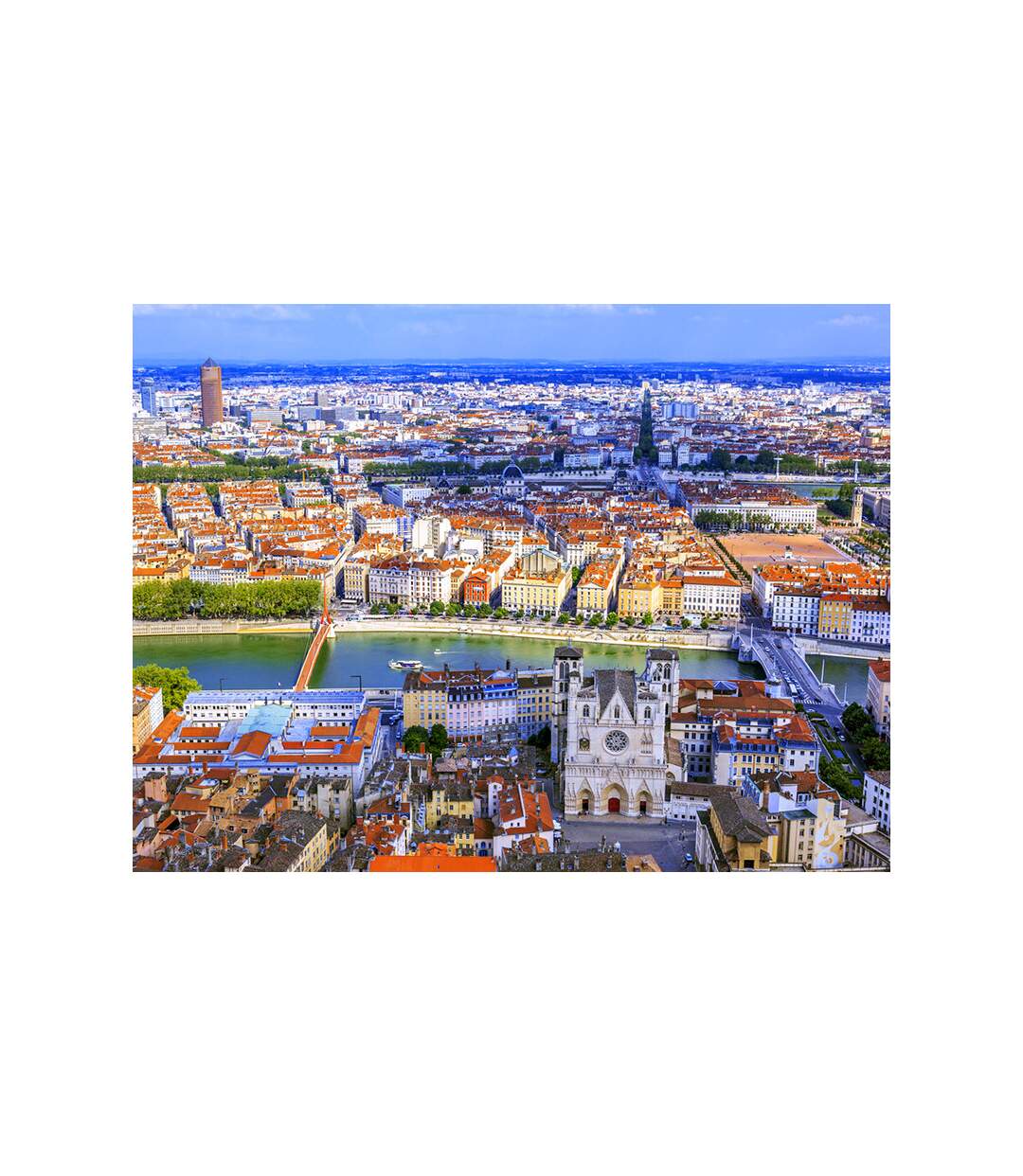 1h de vol privé en avion au-dessus de Lyon et ses alentours pour 3 personnes - SMARTBOX - Coffret Cadeau Sport & Aventure