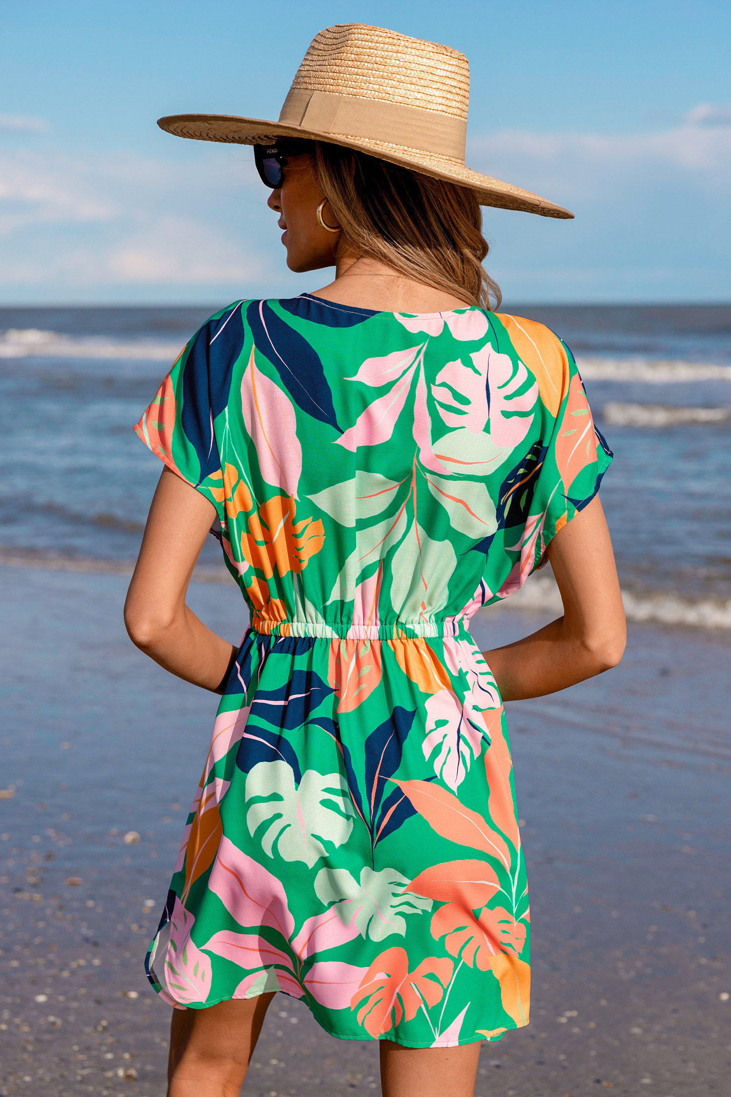 Robe cover up mini à manches courtes verte