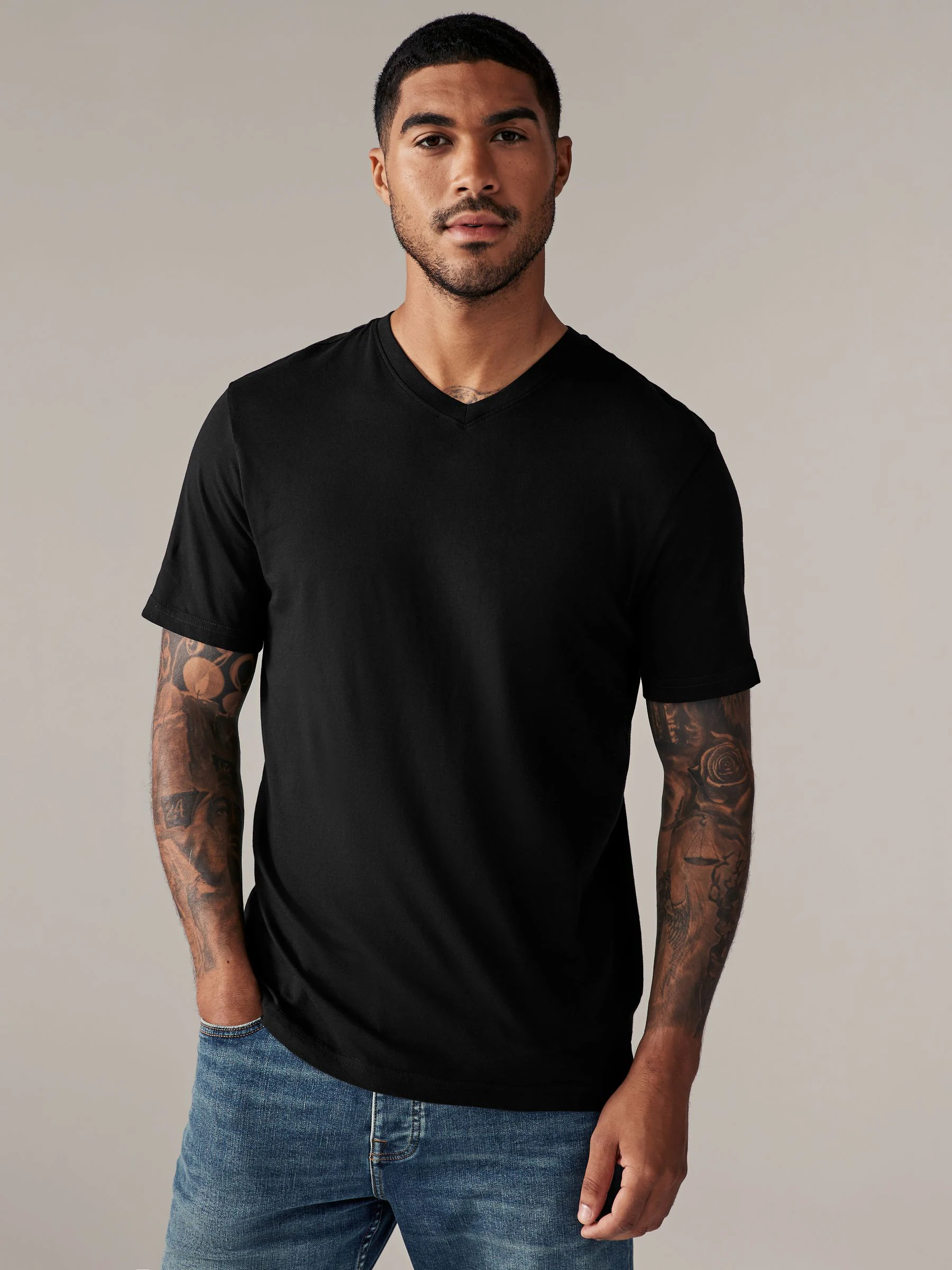 Zwart - Slim Fit - Must-have T-shirt van V-hals