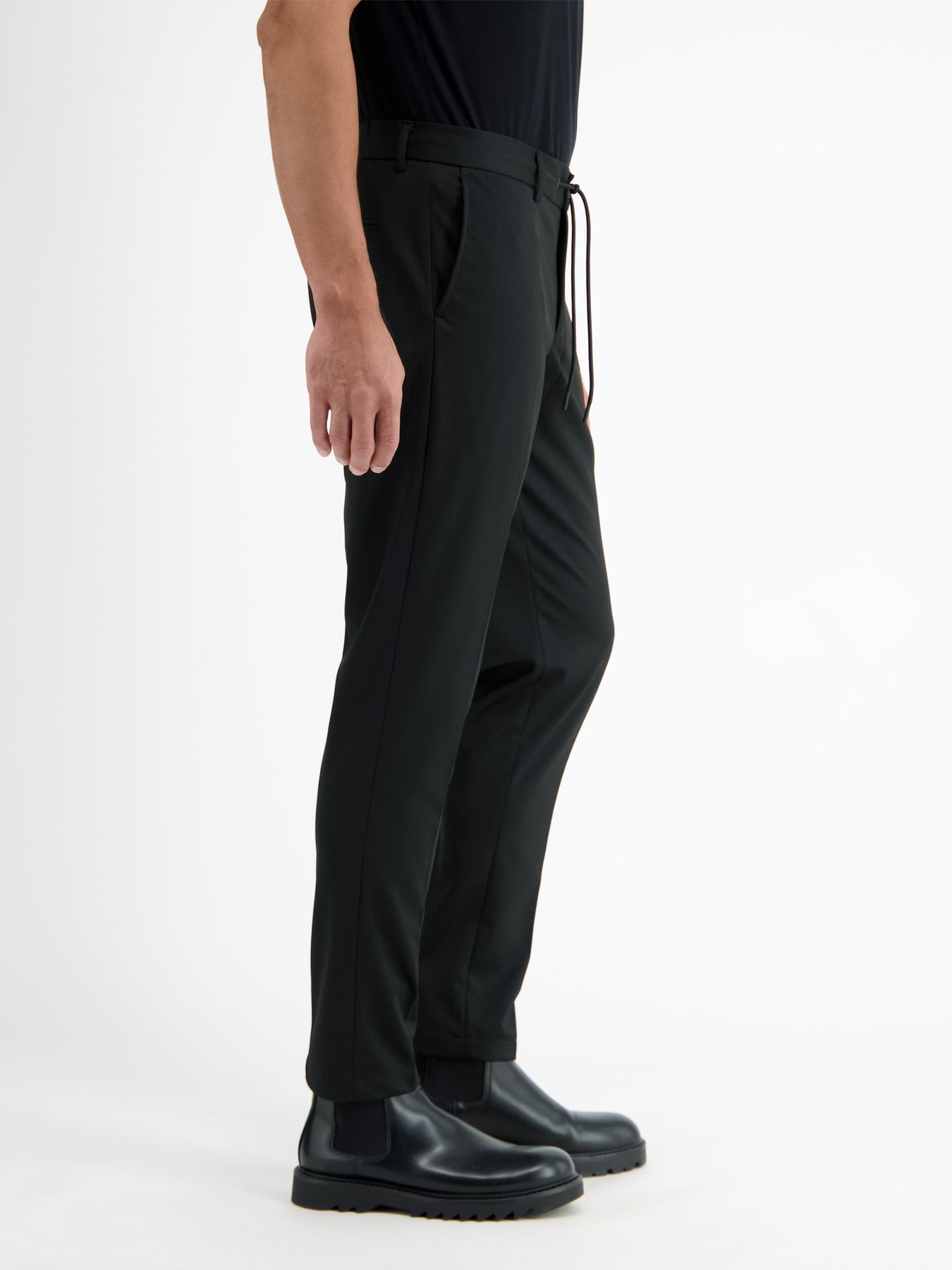 Bayer 04 Leverkusen Jogg-Suit in REGULAR FIT