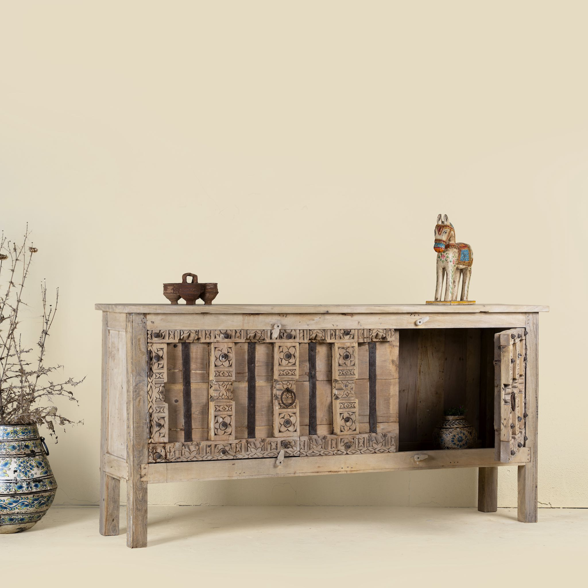 Dressoir Kanan