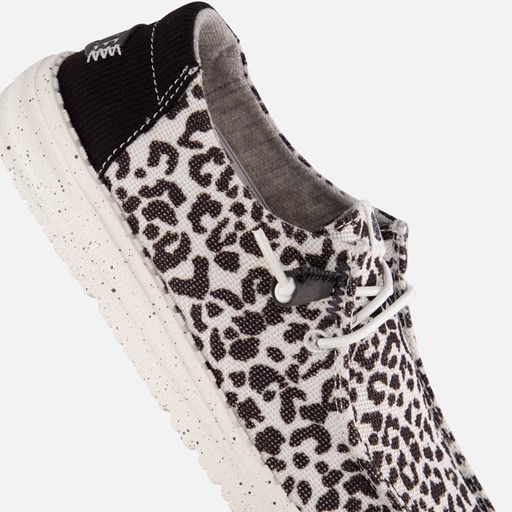 HEYDUDE Wendy Leopard Instappers zwart Canvas
