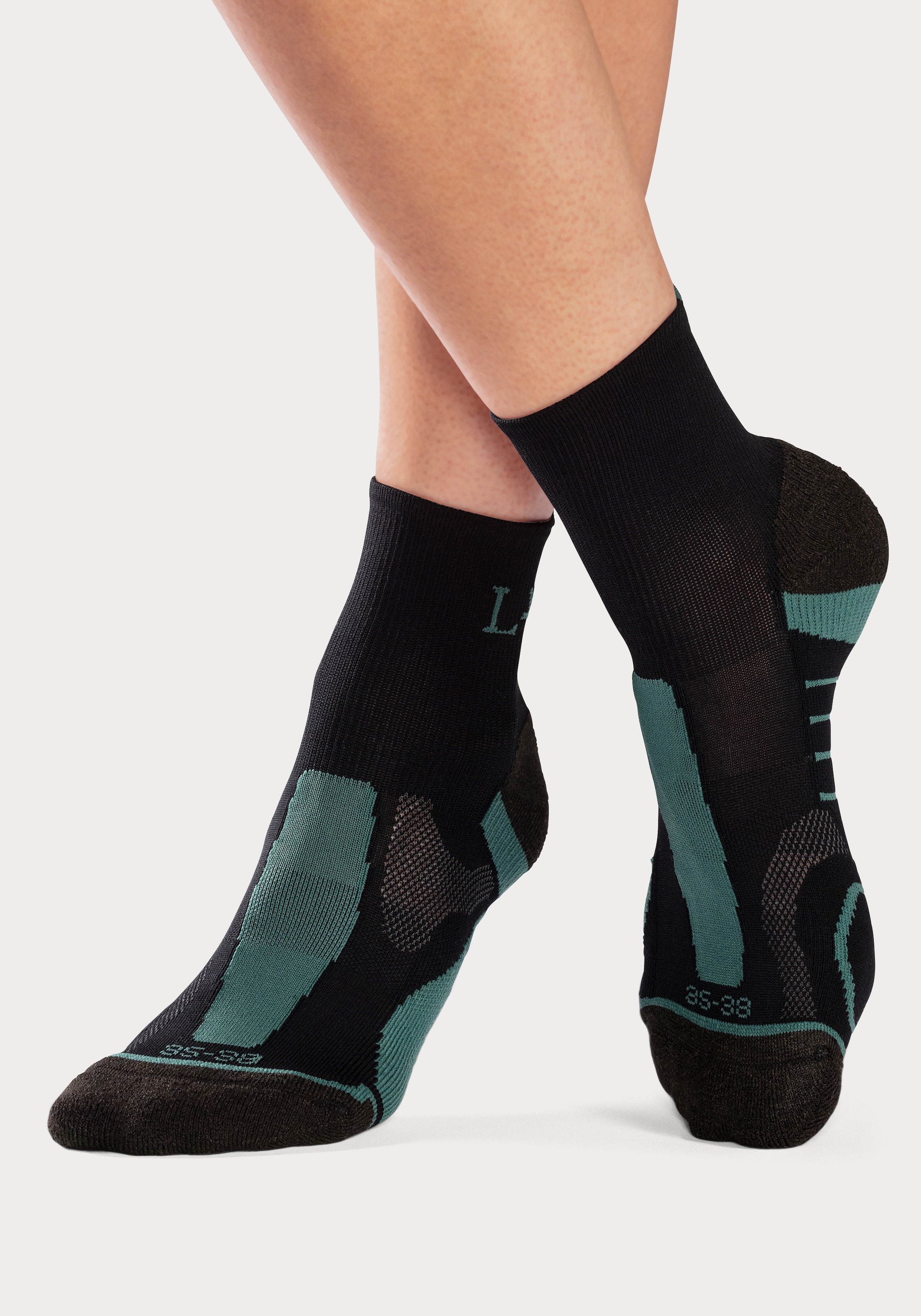 LASCANA ACTIVE Wandersocken Packung, 3 Stk. tlg. mit verstärkten Belastungszonen