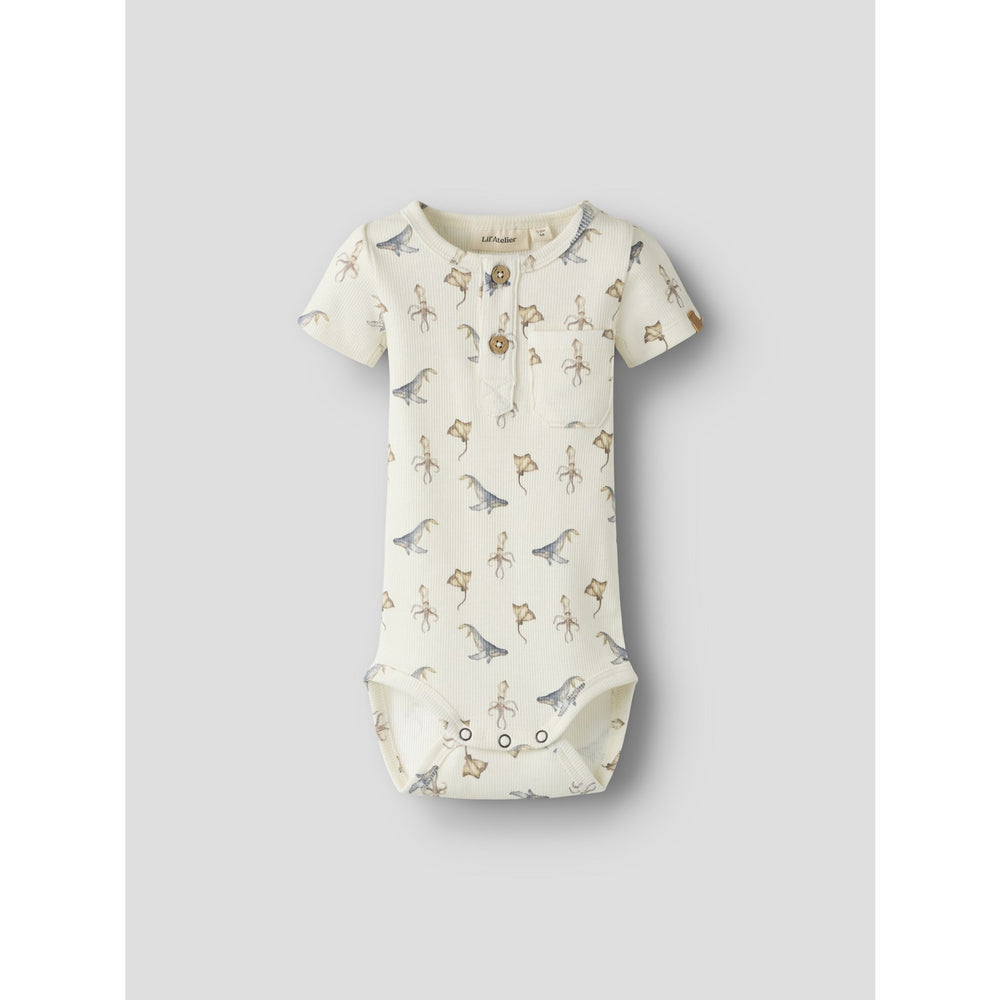 Køb Lil'Atelier Coconut Milk Sea Animals Nbmlavo Esi Ss Slim Body Lil