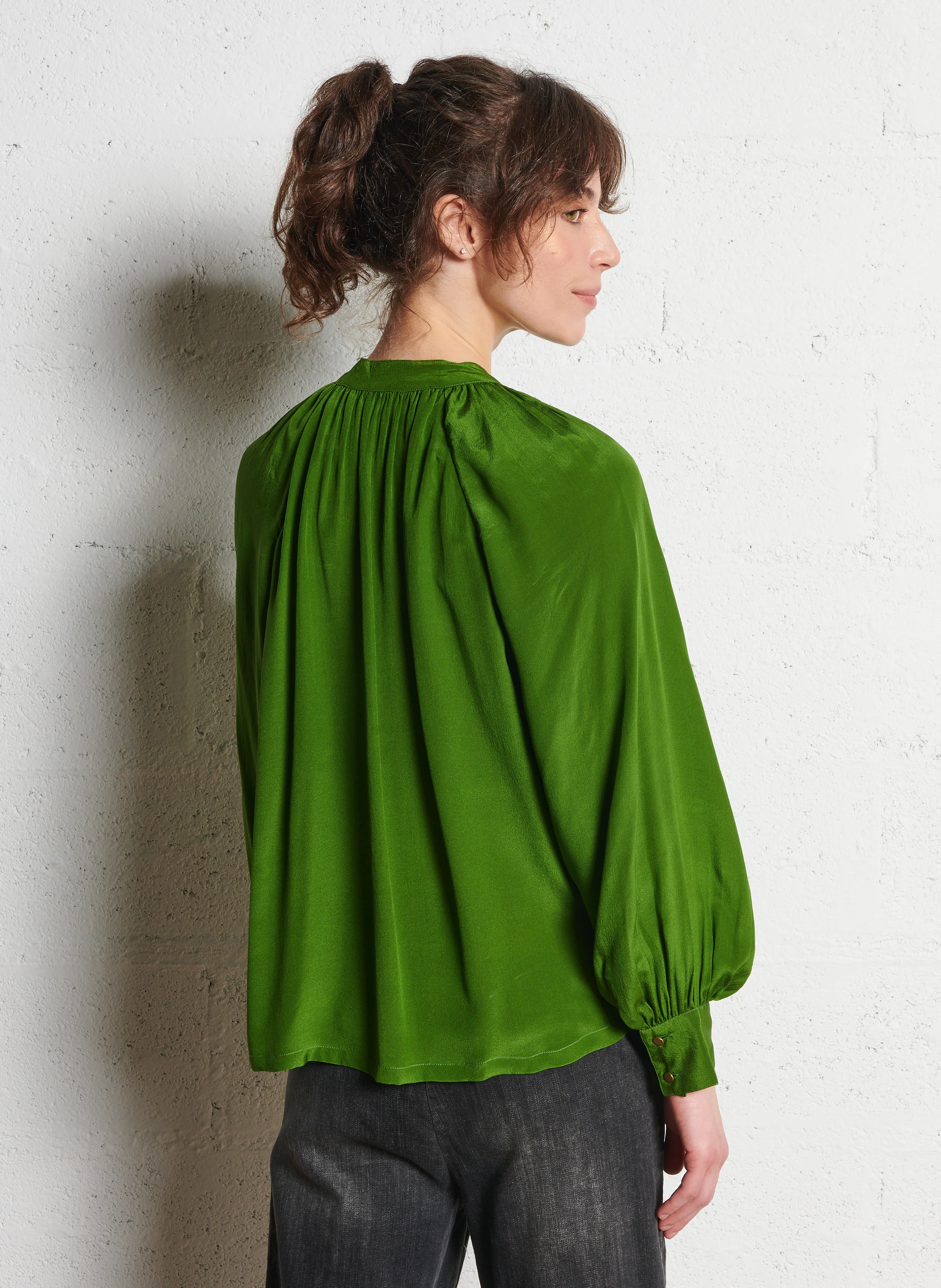 ALPHONSE - Blouse col rond en soie | Vert