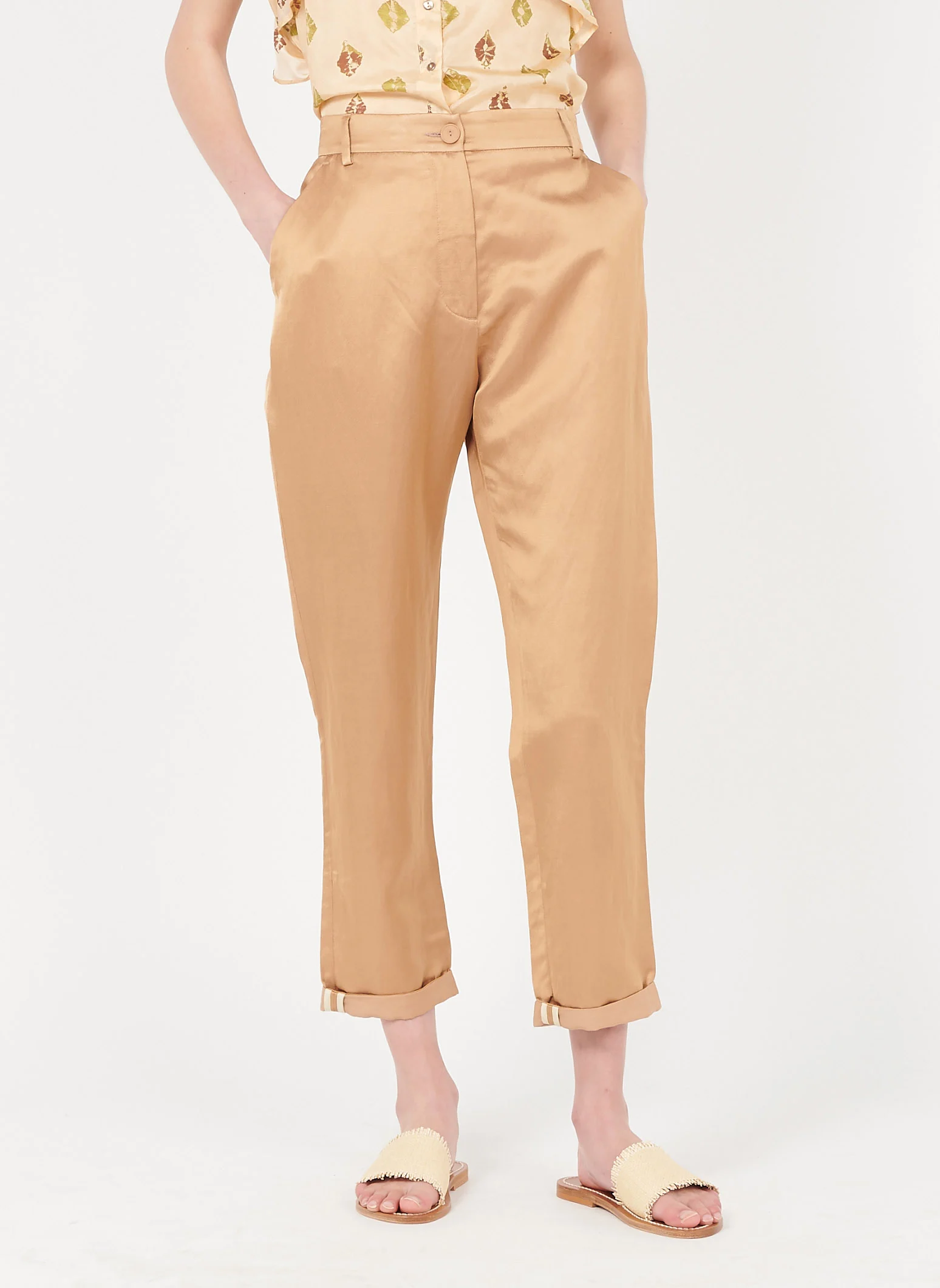 DIANA - Pantalon droit taille haute satiné | Marron