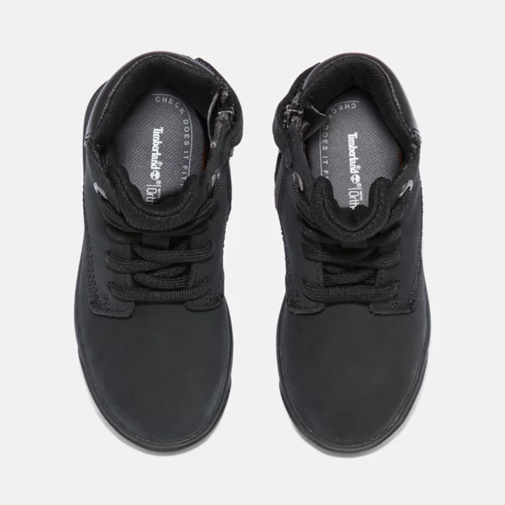 Bota infantil Seneca Bay de 15 cm com zíper lateral, na cor preta.