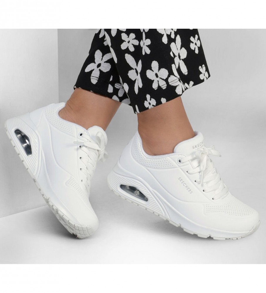 Tênis Skechers Uno Stand on Air