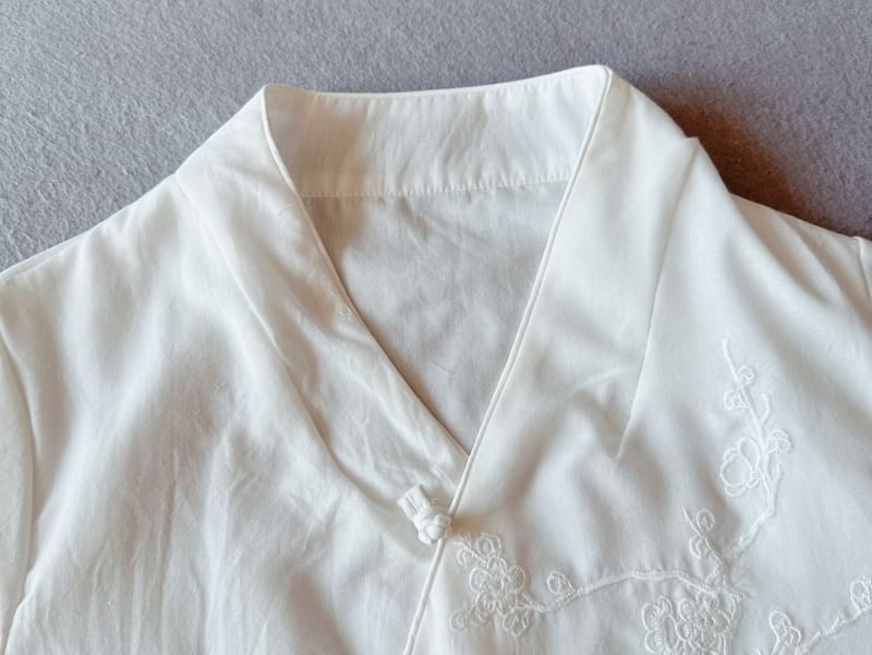 CosmoCorner - Effen Hanfu-blouse met 3/4 mouwen en V-hals
