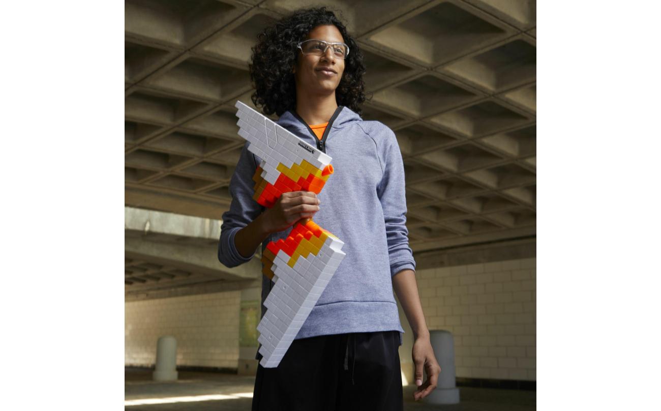 NERF Minecraft Sabrewing