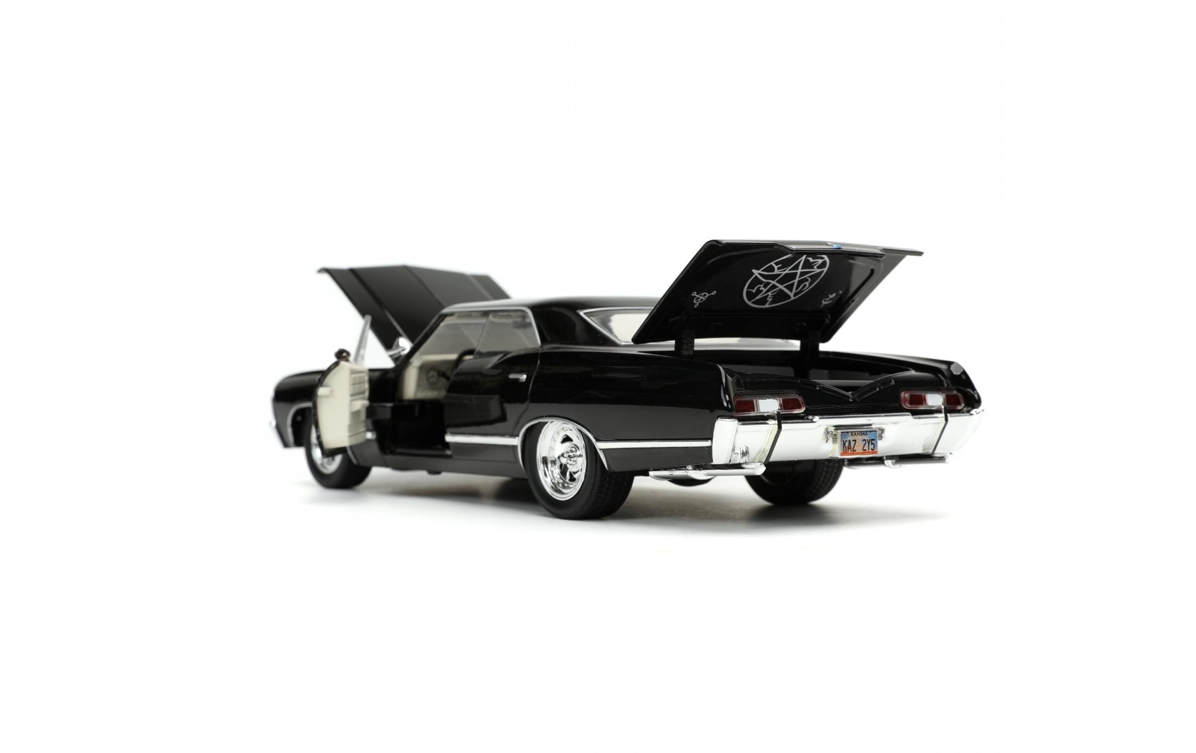 Chevrolet Impala Dean Winchester 1:24Supernatural Dean Winchester 1967 Chevy Impala