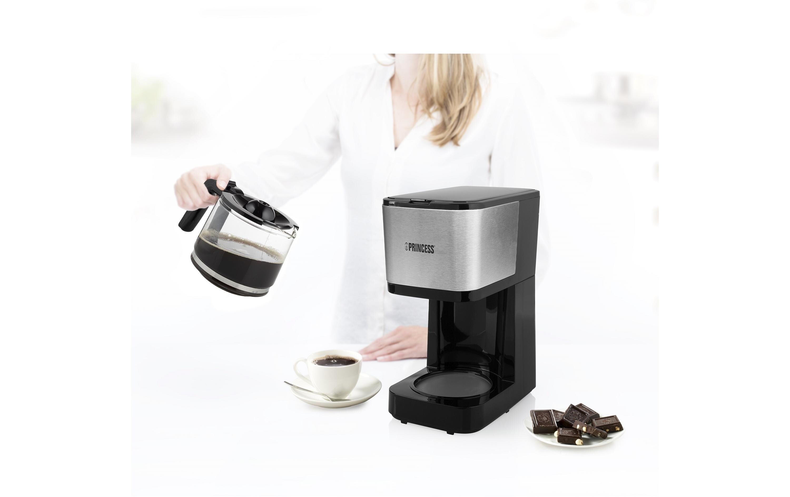Filterkaffeemaschine Compact 12 Schwarz/SilberElegante und kompakte Kaffeemaschine