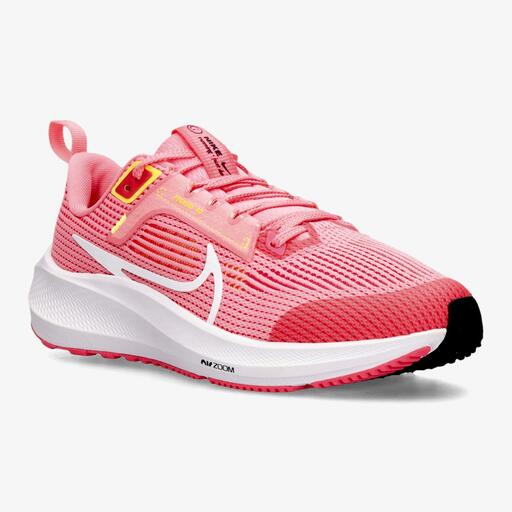 Nike Pegasus 40