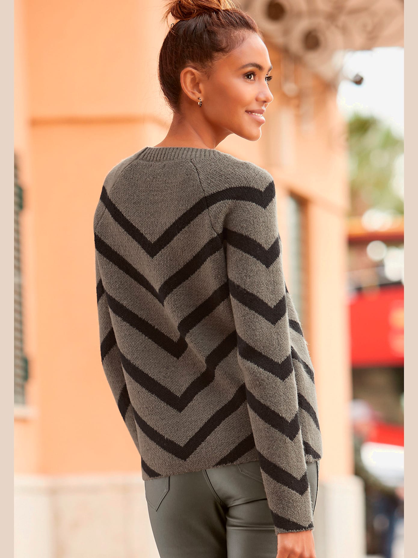 Pull en tricot motif à rayures tendance