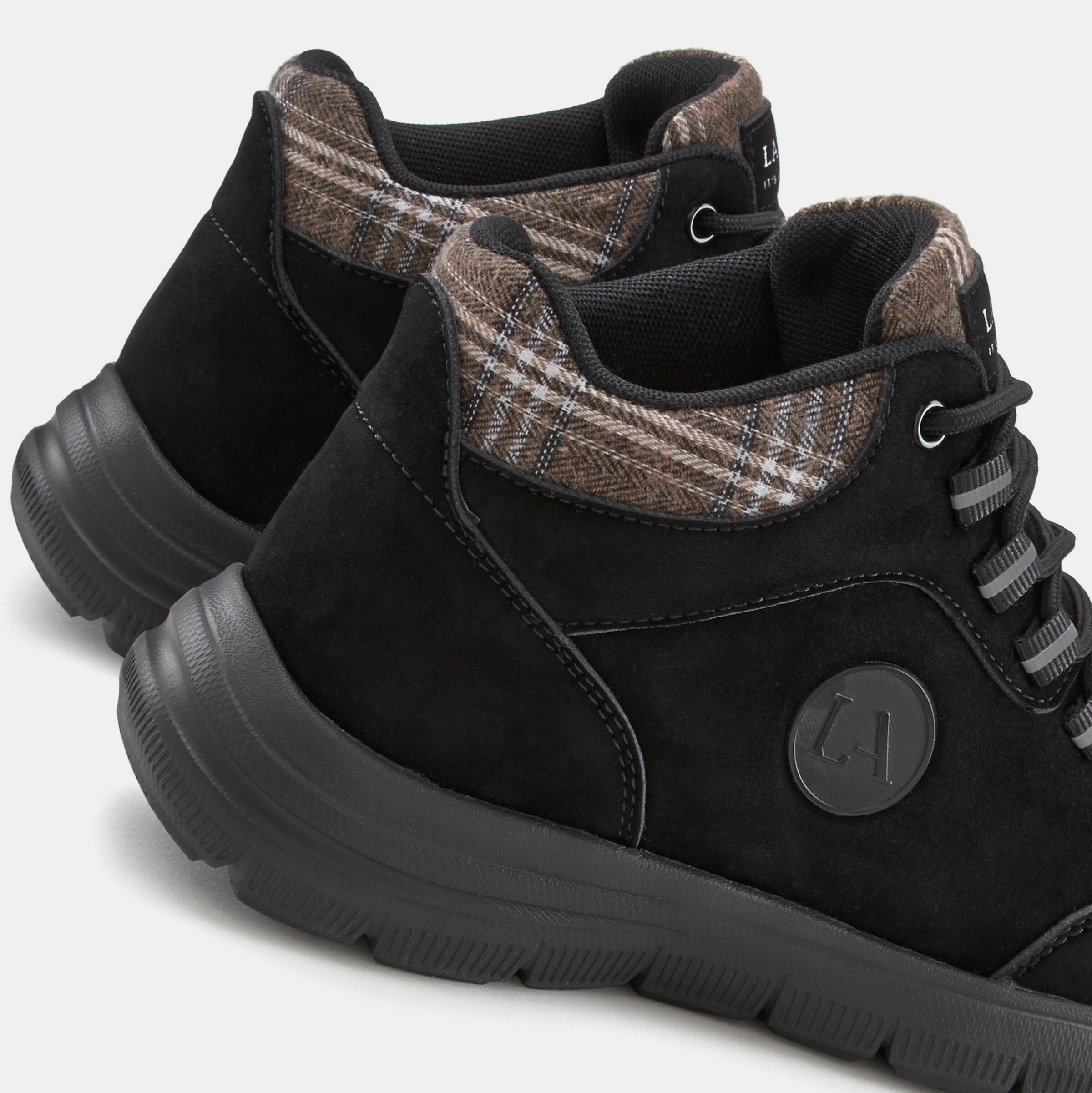 Sneaker