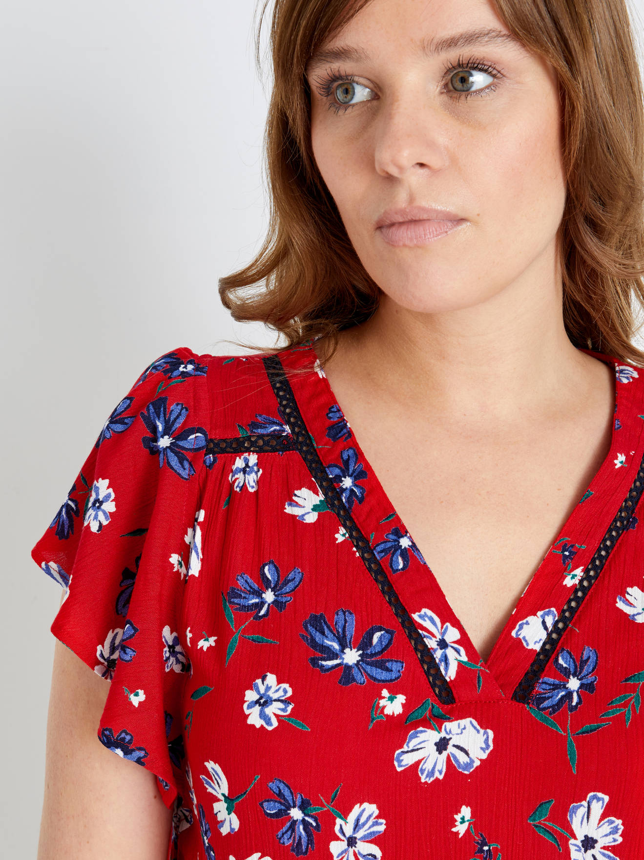 Blouse à manches volantées froncées