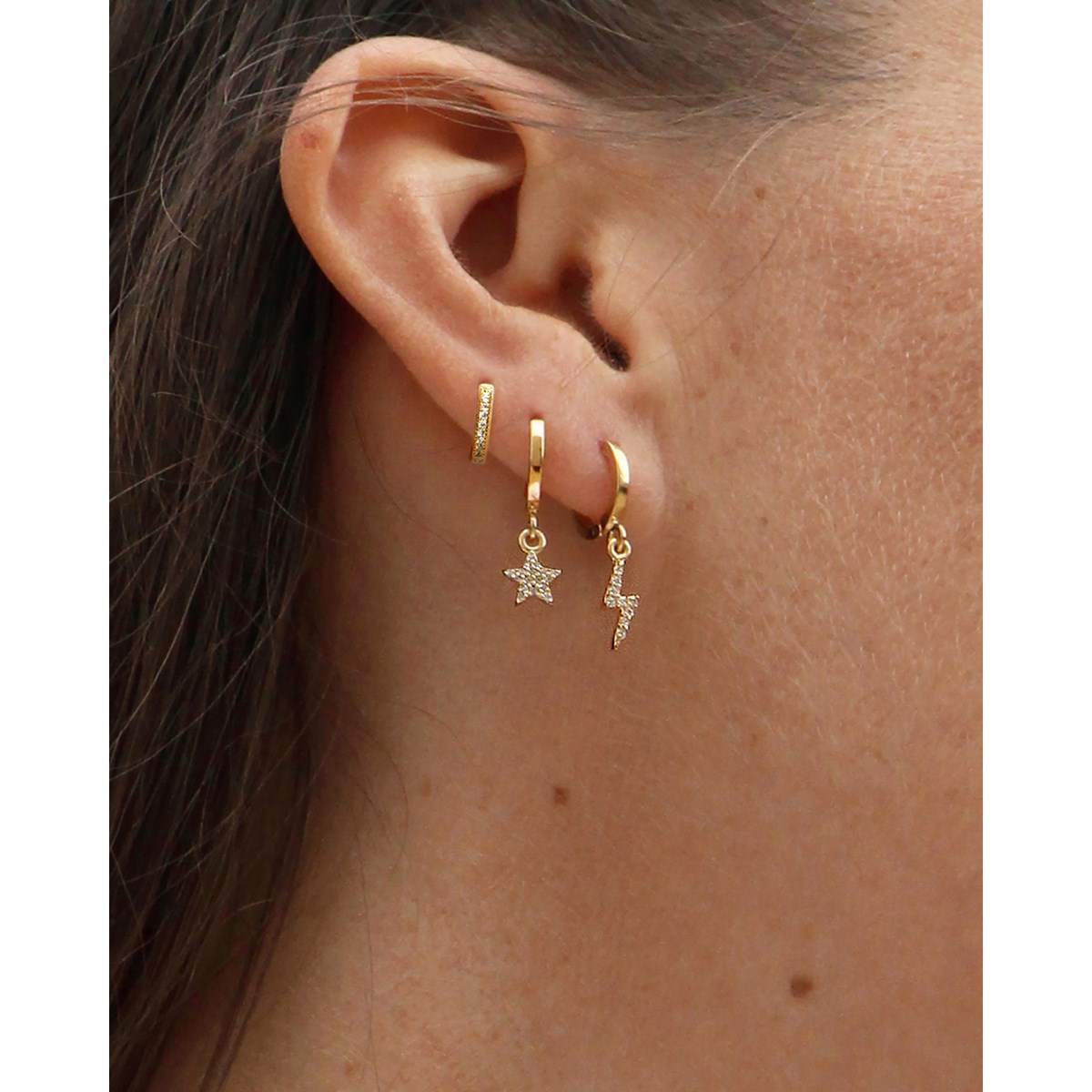 Boucle à l'unité étoile du nord dorée à l'or fin 24k LILY