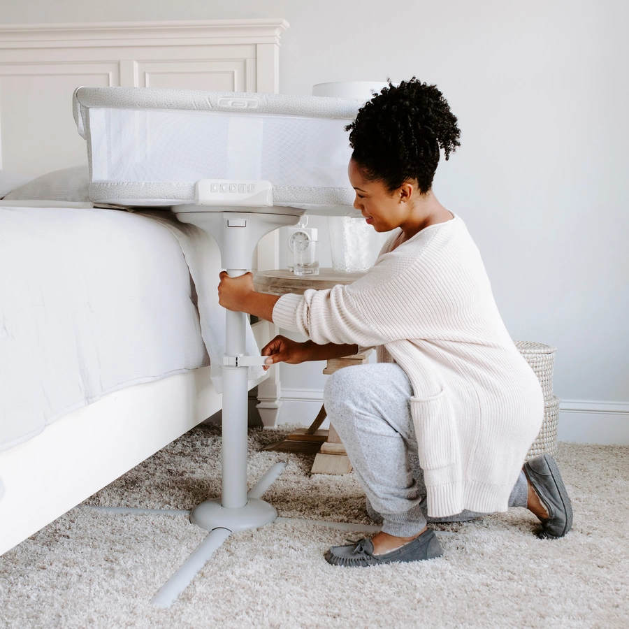 HALO® BassiNest® 360° Schwenkbares Beistellbett Premiere Series Pebble