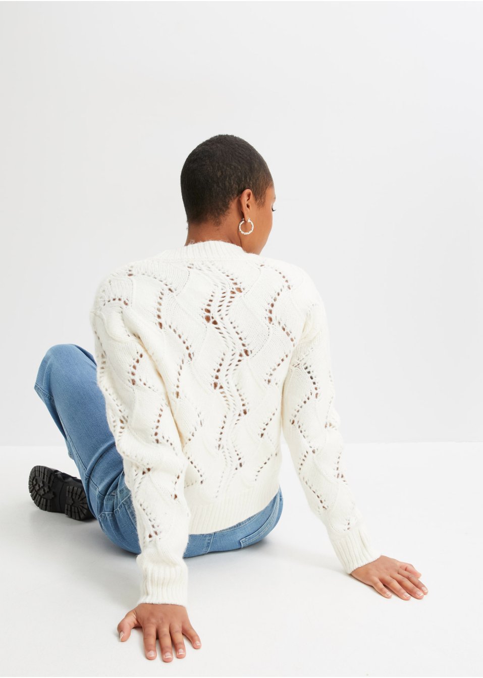 Pull court avec strass
