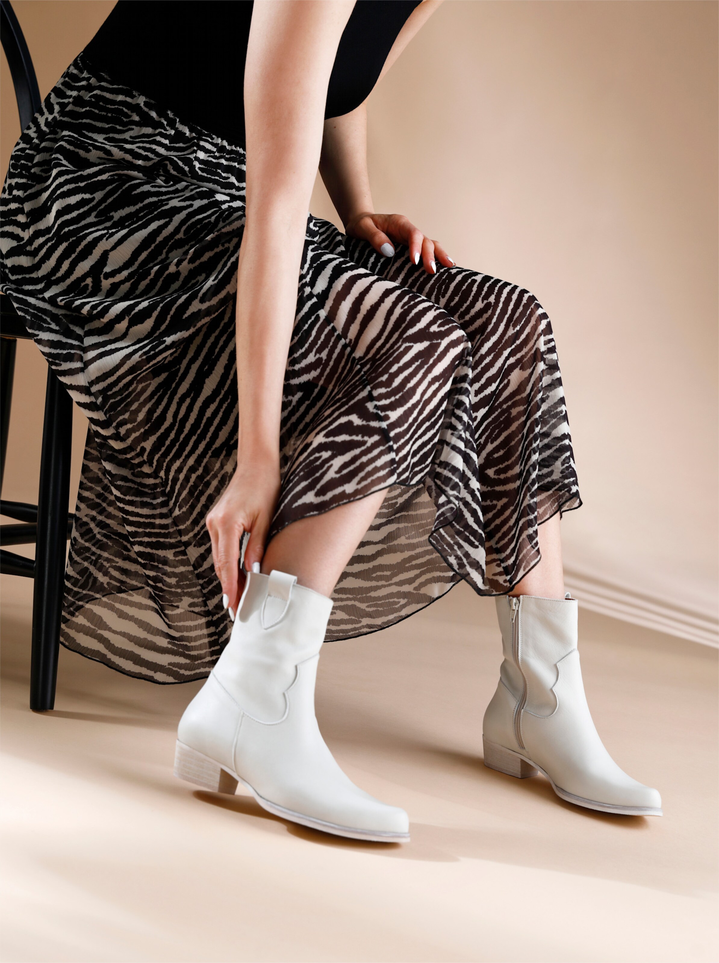 heine Stiefel in khaki