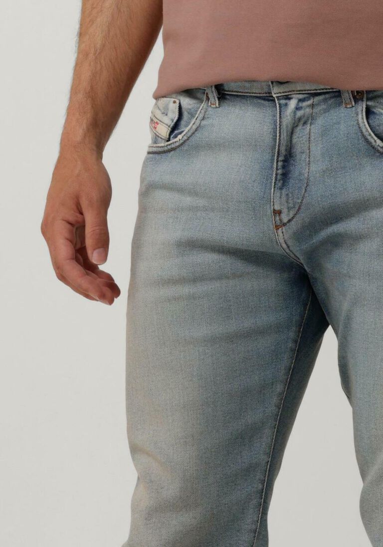 DIESEL lichtblauwe diesel slim fit jeans d-struct