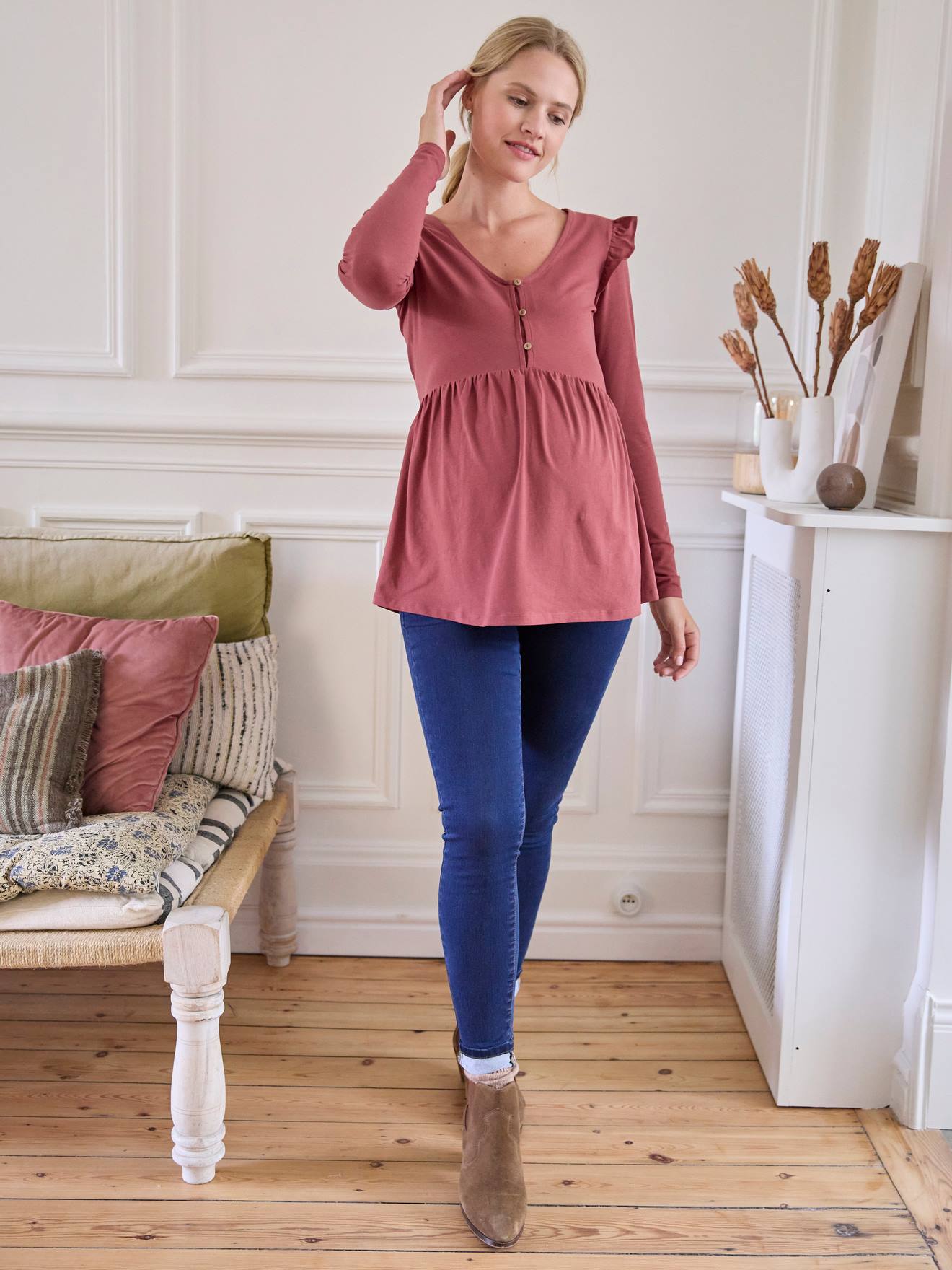 Blusa estilo camiseta para gestantes e lactantes em argila