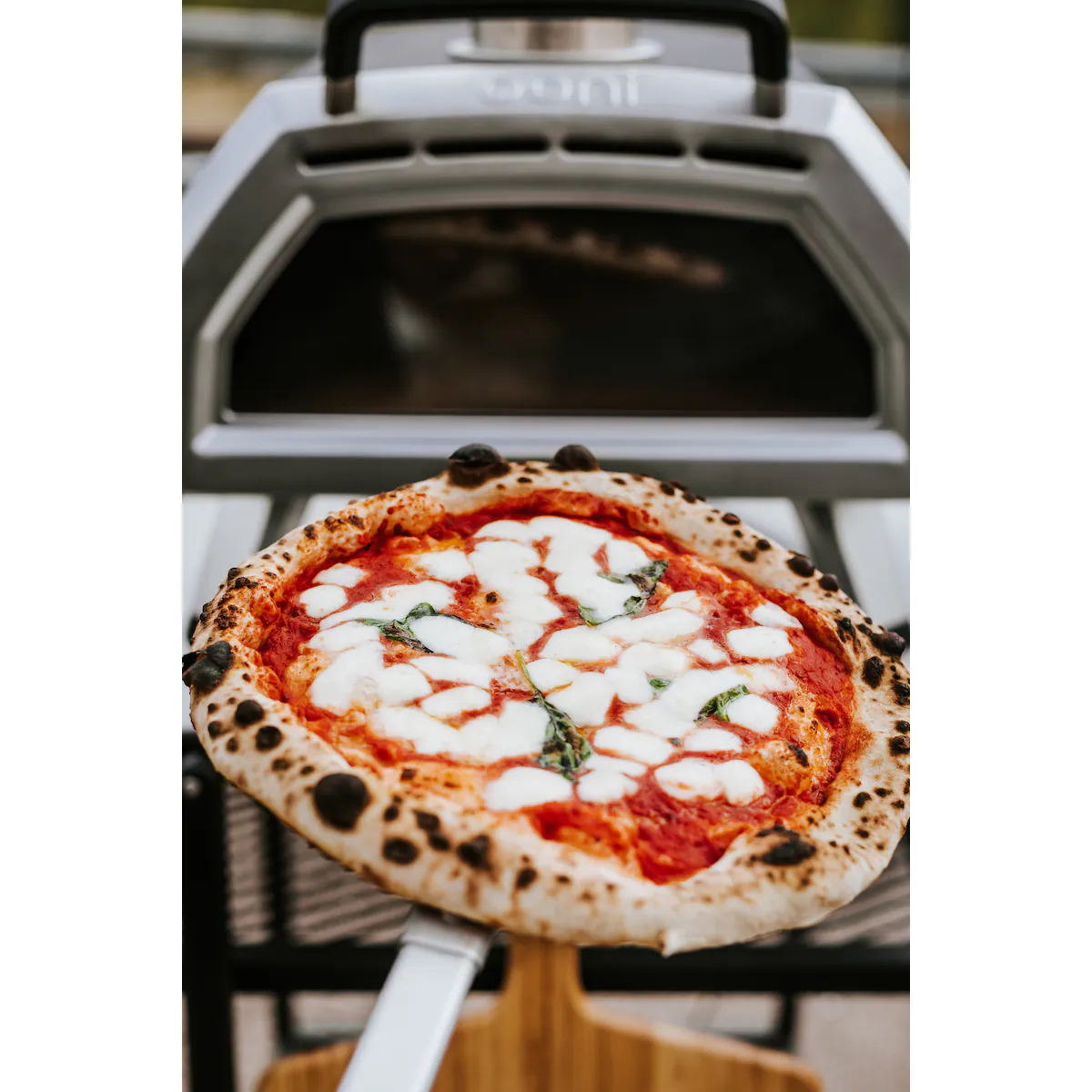 Ooni Karu 16 pizzaovn