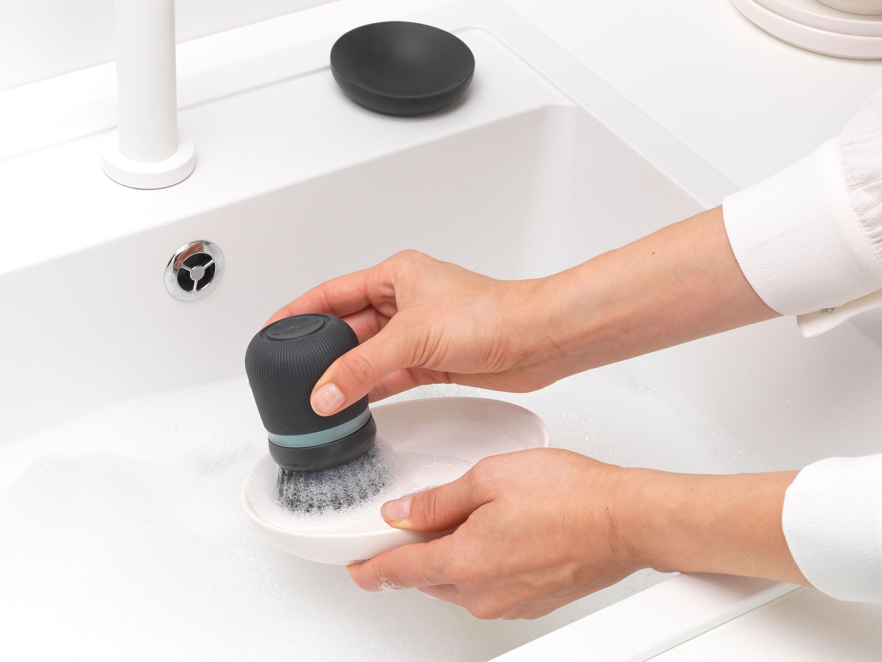 brabantia SINKSIDE Spülbürste und Seifenspender - Dunkelgrau / H: 10.5 cm