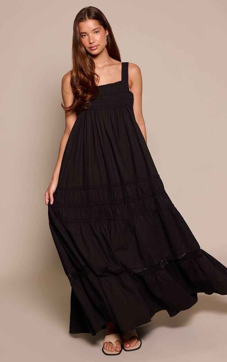Noir Robe Longue À Détails Brodés Aspect Lin