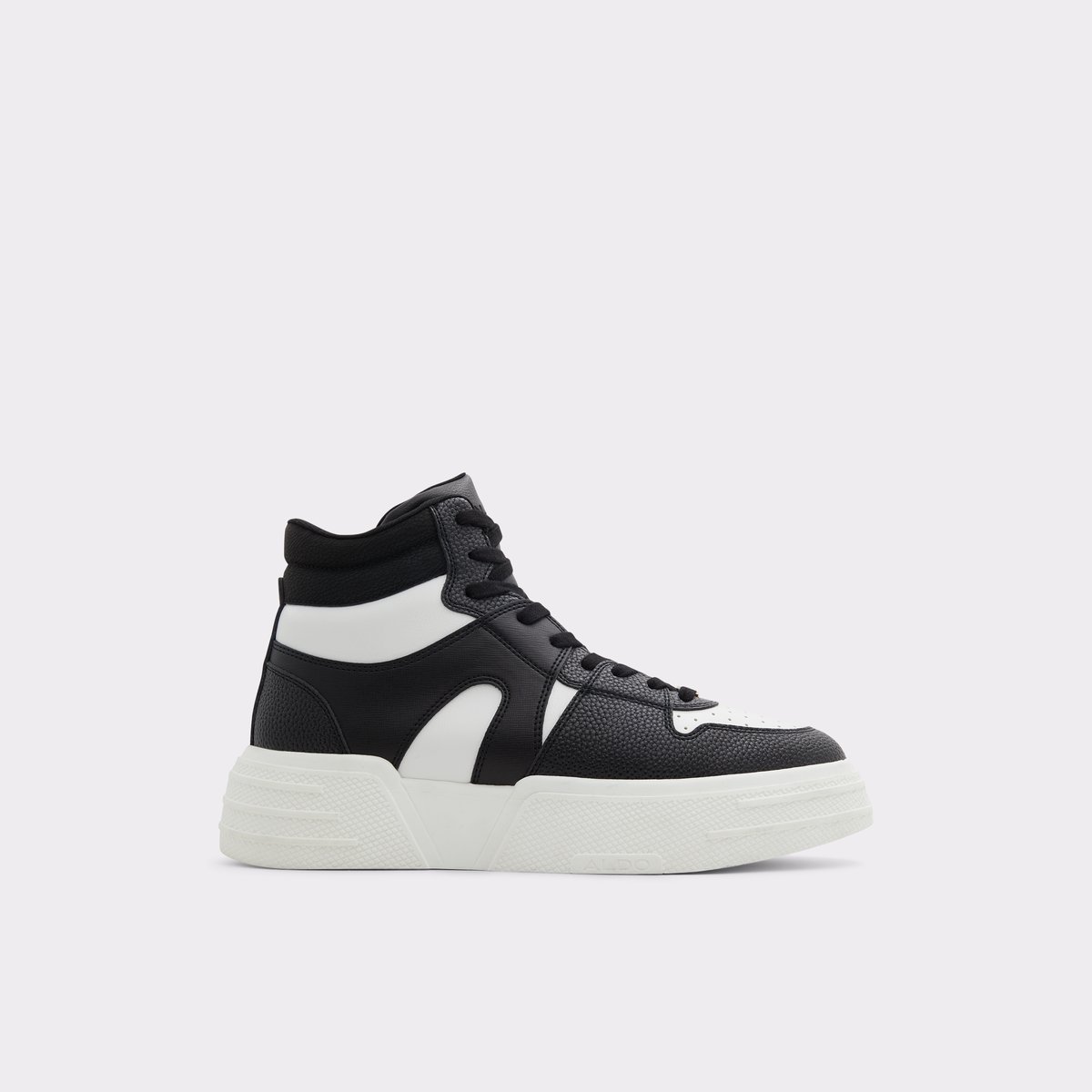 Goliath Black Men High top