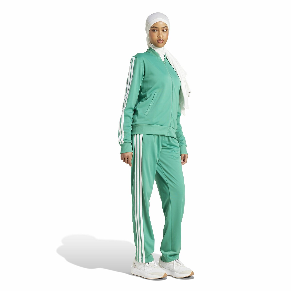 Roupa esportiva Adidas<br>Conjunto de treino Essentials 3 listras
