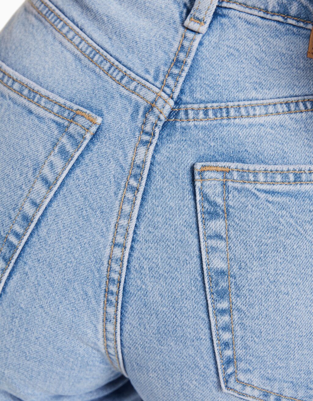 calças jeans confortáveis de mãe