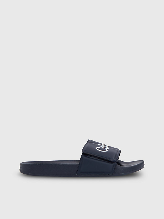 Chinelo com logotipo