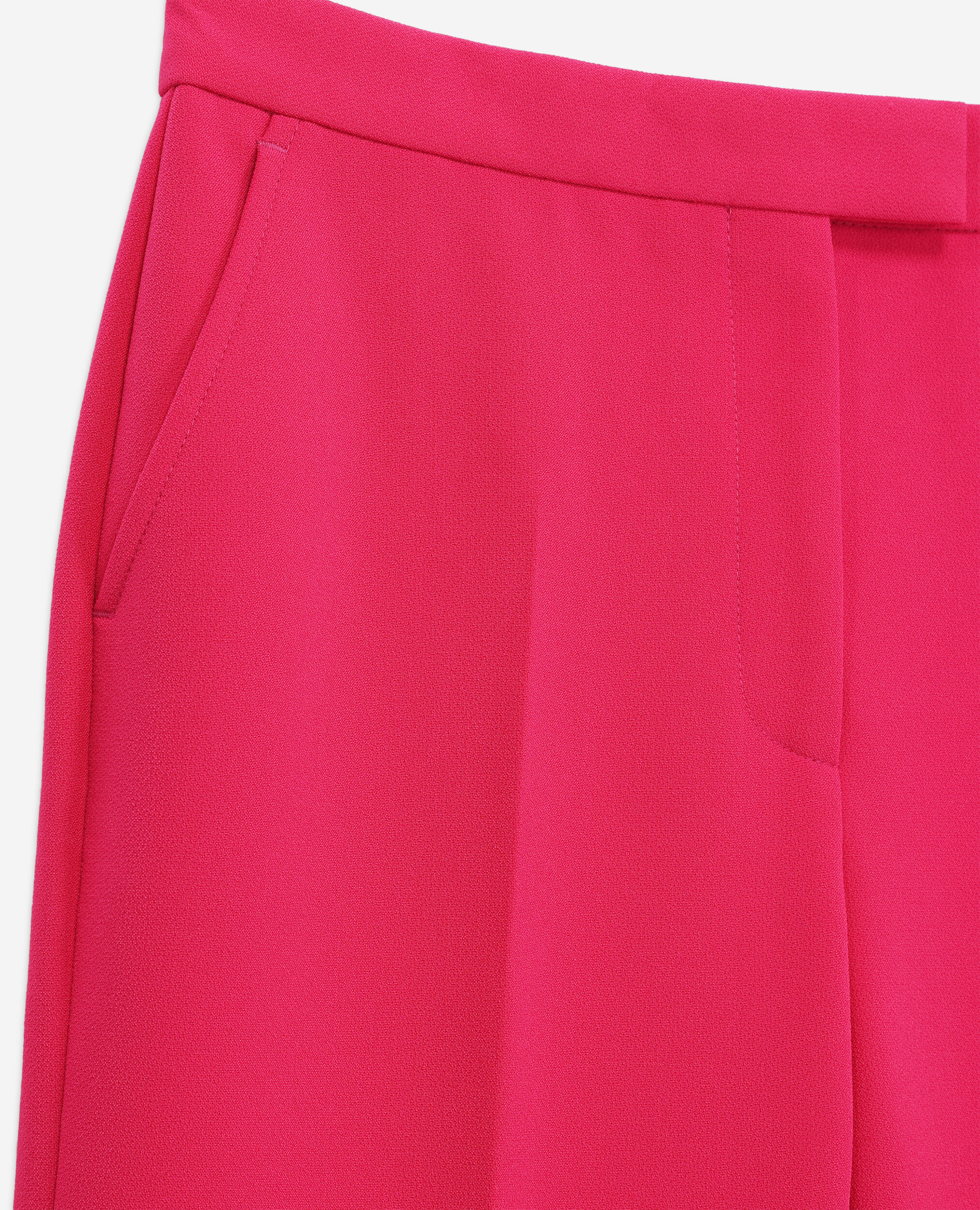 Pantalon tailleur rose en crêpe