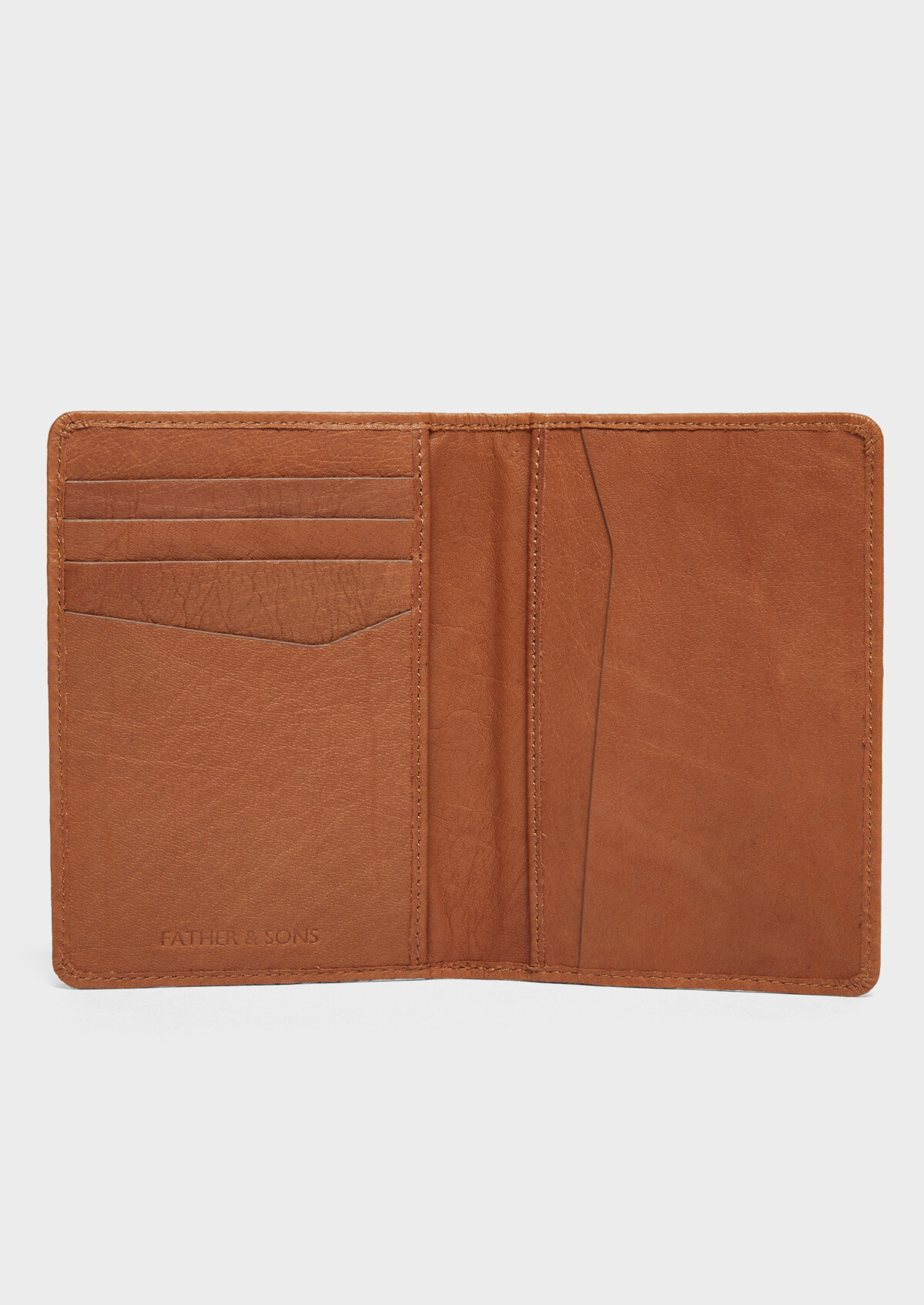 Portefeuille pour passeport en cuir grainé cognac